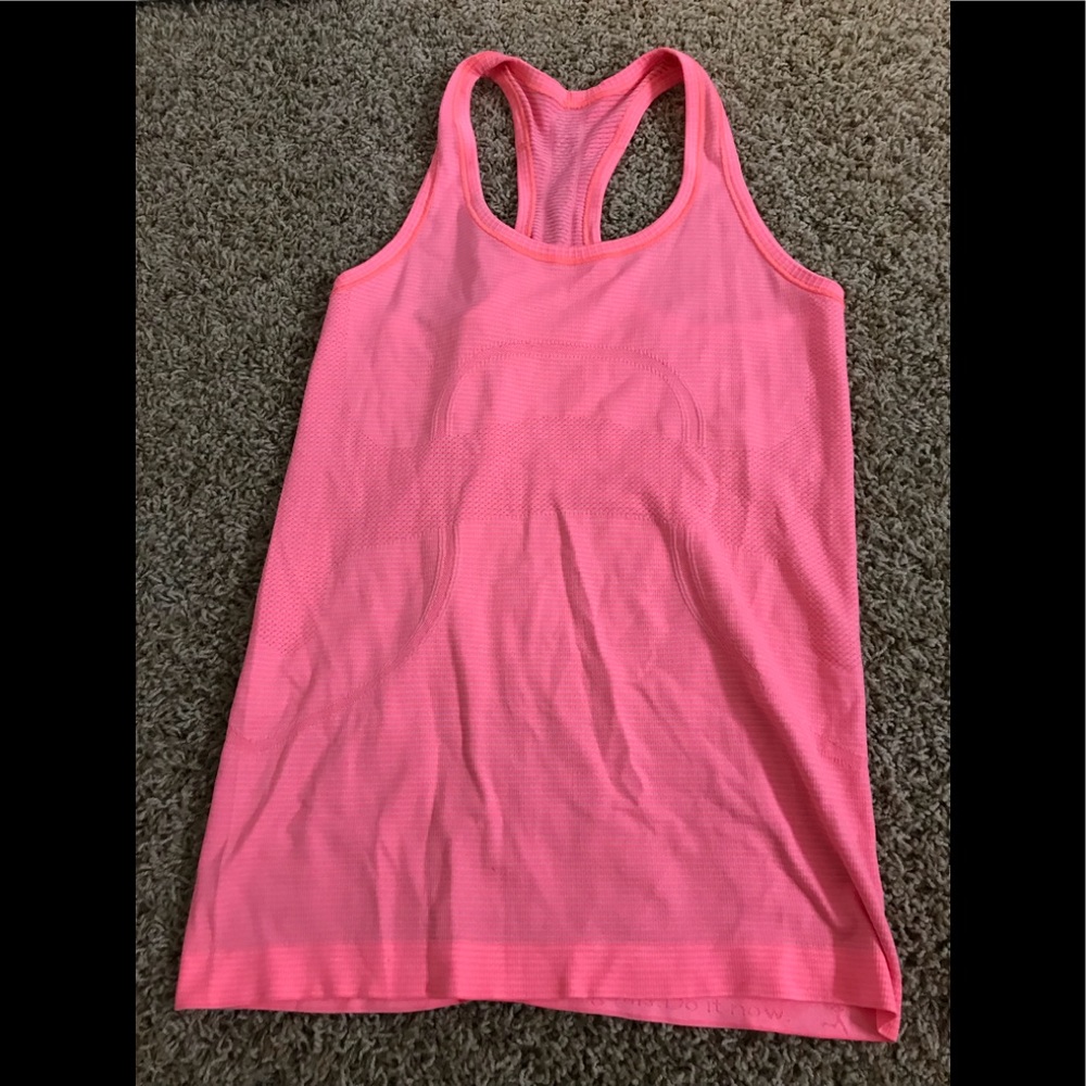 Lululemon Swiftly Tank Size 6!